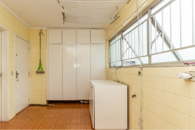 Apartamento com 3 Quartos à Venda, 165 m² em Moema - São Paulo