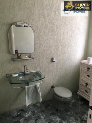 Imagem Casa com 4 Quartos à Venda, 250 m² em Três Vendas - Pelotas