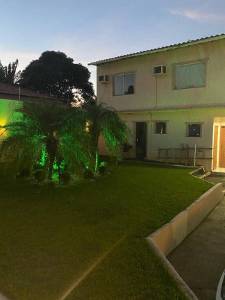 Imagem Casa com 5 Quartos à Venda, 350 m² em Parque Hotel - Araruama