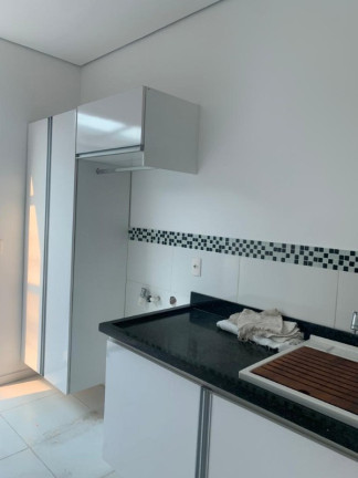 Imagem Casa com 4 Quartos à Venda, 350 m² em Ponta Negra - Manaus Imagem Casa com 4 Quartos à Venda, 350 m² em Ponta Negra - Manaus