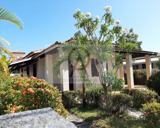 Imagem Imóvel com 3 Quartos à Venda, em Guarajuba - Camaçari Imagem Imóvel com 3 Quartos à Venda, em Guarajuba - Camaçari