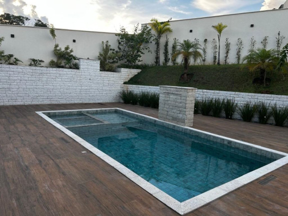 Imagem Sobrado com 4 Quartos à Venda, 270 m² em Condomínio Do Lago - Goiânia Imagem Sobrado com 4 Quartos à Venda, 270 m² em Condomínio Do Lago - Goiânia