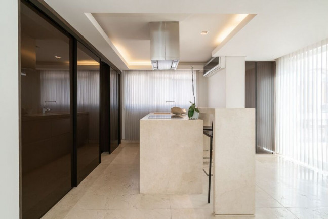 Imagem Imóvel com 2 Quartos à Venda, 276 m² em Jardim Europa - Porto Alegre Imagem Imóvel com 2 Quartos à Venda, 276 m² em Jardim Europa - Porto Alegre