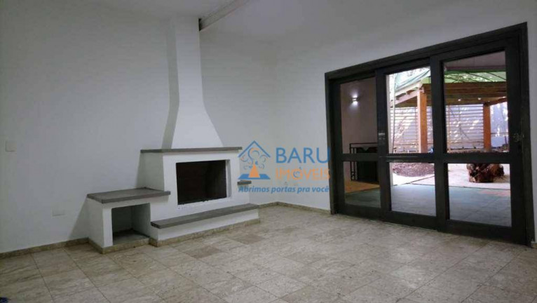 Imagem Casa à Venda ou Locação, 257 m² em Vila Santo Antonio De Carapicuiba - Cotia Imagem Casa à Venda ou Locação, 257 m² em Vila Santo Antonio De Carapicuiba - Cotia