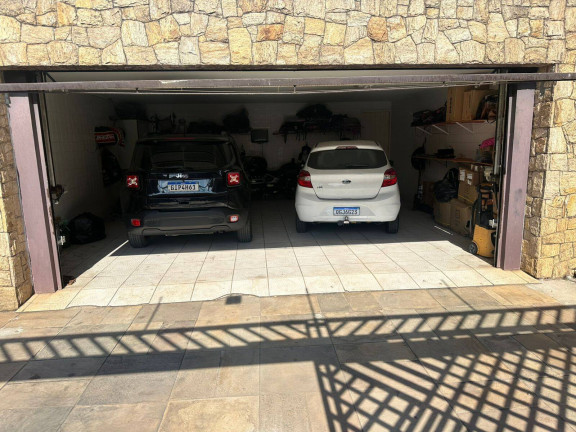 Sobrado com 5 Quartos à Venda, 387 m² em Vila Carrão - São Paulo