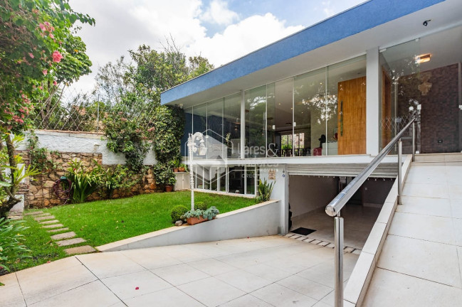 Imagem Casa com 6 Quartos à Venda, 530 m² em Brooklin - São Paulo Imagem Casa com 6 Quartos à Venda, 530 m² em Brooklin - São Paulo