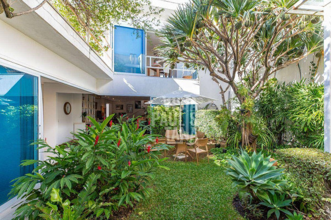 Imagem Casa com 2 Quartos à Venda, 877 m² em Jardim Paulista - São Paulo Imagem Casa com 2 Quartos à Venda, 877 m² em Jardim Paulista - São Paulo