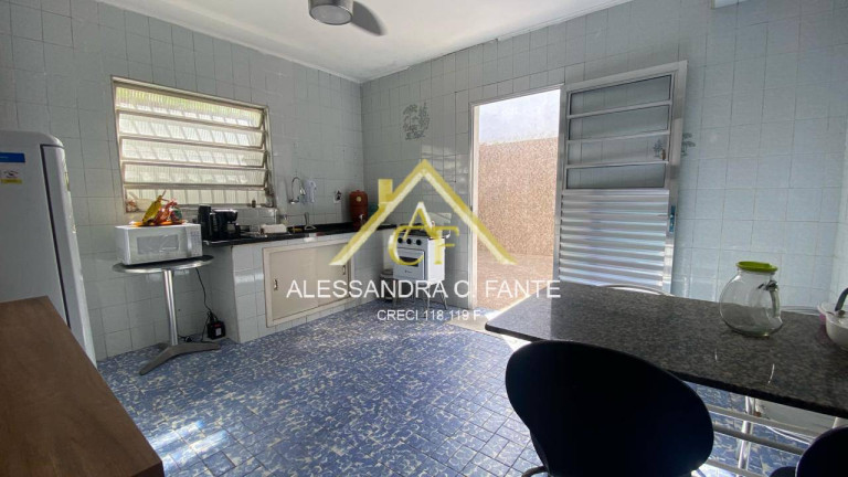 Imagem Casa com 3 Quartos à Venda, 264 m² em Bal. Itaóca - Mongaguá Imagem Casa com 3 Quartos à Venda, 264 m² em Bal. Itaóca - Mongaguá