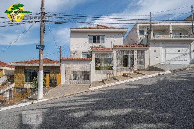 Imagem Sobrado com 4 Quartos à Venda, 225 m² em Vila Roque - São Paulo Imagem Sobrado com 4 Quartos à Venda, 225 m² em Vila Roque - São Paulo