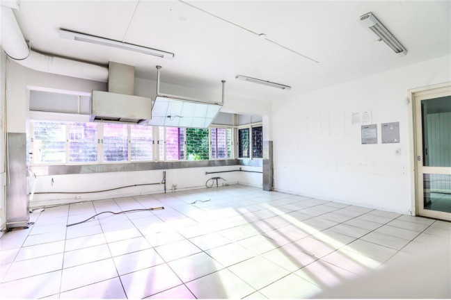 Imagem Casa com 6 Quartos à Venda,  em Passo Da Areia - Porto Alegre
