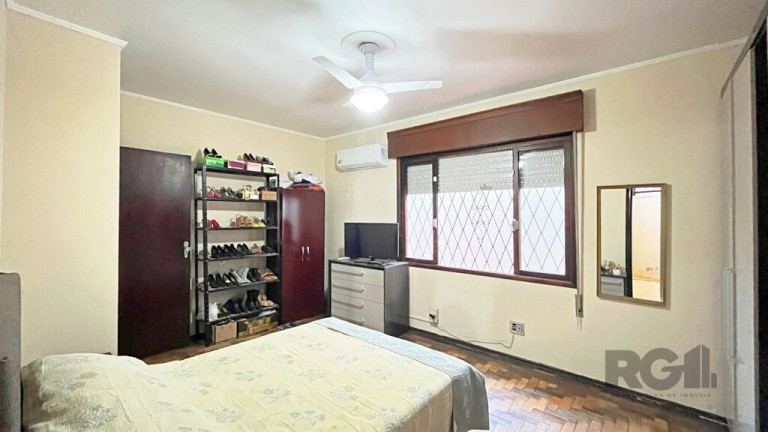 Imagem Casa com 3 Quartos à Venda,  em Santa Tereza - Porto Alegre