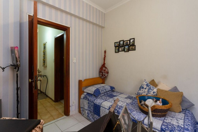 Imagem Imóvel com 2 Quartos à Venda, 72 m² em Catete - Rio De Janeiro Imagem Imóvel com 2 Quartos à Venda, 72 m² em Catete - Rio De Janeiro