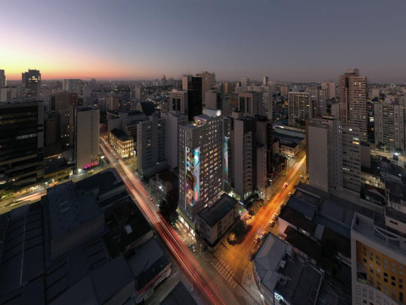 Imagem Imóvel com 1 Quarto à Venda, 19 m² em Centro - Curitiba Imagem Imóvel com 1 Quarto à Venda, 19 m² em Centro - Curitiba