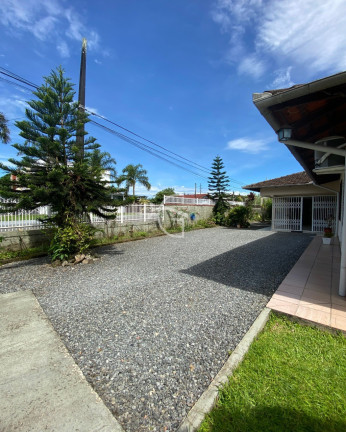 Imagem Casa com 5 Quartos à Venda, 196 m² em Anita Garibaldi - Joinville