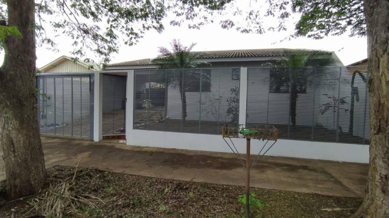 Casa com 4 Quartos à Venda, 172 m² em Vila Morangueira - Maringá
