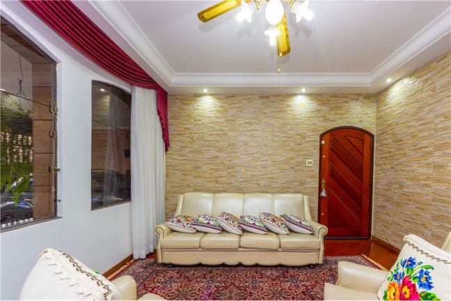 Imagem Casa com 4 Quartos à Venda, 274 m²