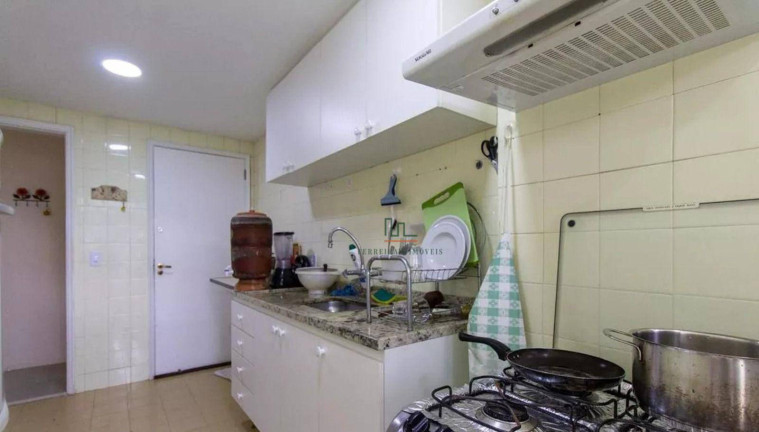 Imagem Apartamento com 2 Quartos à Venda, 68 m² em Cosme Velho - Rio De Janeiro Imagem Apartamento com 2 Quartos à Venda, 68 m² em Cosme Velho - Rio De Janeiro