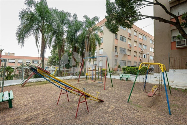 Imagem Apartamento com 3 Quartos à Venda, 72 m² em Cristal - Porto Alegre Imagem Apartamento com 3 Quartos à Venda, 72 m² em Cristal - Porto Alegre