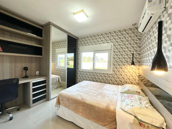 Imagem Casa com 4 Quartos à Venda, 200 m² em Arco Iris - Capao Da Canoa Imagem Casa com 4 Quartos à Venda, 200 m² em Arco Iris - Capao Da Canoa