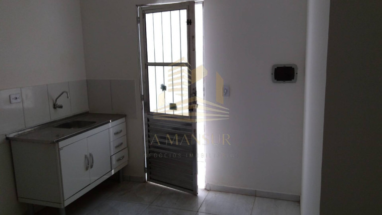 Apartamento com 1 Quarto para Alugar, 25 m² em Vila Dionisia - São Paulo