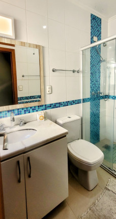 Imagem Imóvel com 2 Quartos à Venda, 55 m² em Cristal - Porto Alegre Imagem Imóvel com 2 Quartos à Venda, 55 m² em Cristal - Porto Alegre