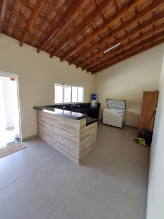 Imagem Chácara com 3 Quartos à Venda, 195 m² em Monterrey - Louveira