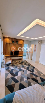 Imagem Apartamento com 3 Quartos à Venda, 127 m²