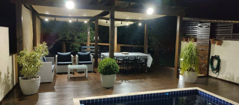 Imagem Casa com 2 Quartos à Venda, 112 m² em Cachoeira Do Bom Jesus - Florianópolis