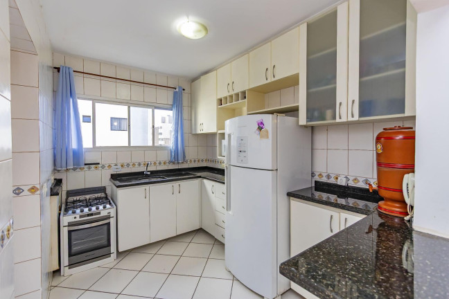 Imagem Apartamento com 2 Quartos à Venda, 75 m² em Centro - Curitiba Imagem Apartamento com 2 Quartos à Venda, 75 m² em Centro - Curitiba