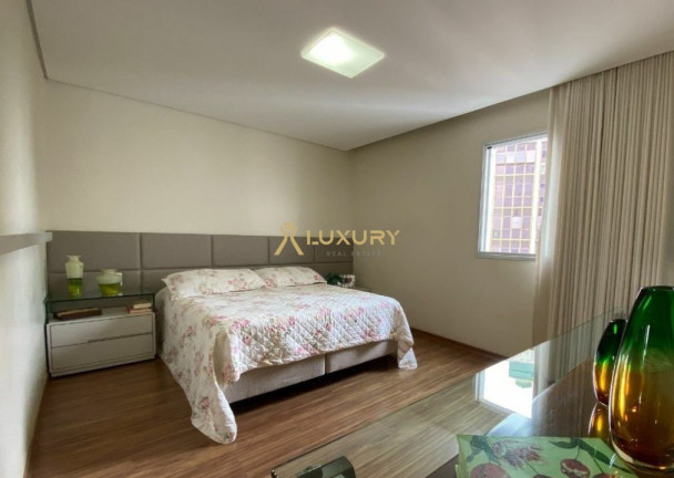 Imagem Imóvel com 4 Quartos à Venda, 168 m² em Lourdes - Belo Horizonte Imagem Imóvel com 4 Quartos à Venda, 168 m² em Lourdes - Belo Horizonte