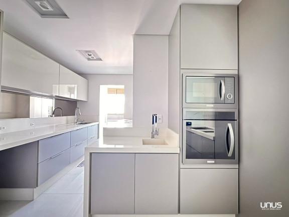 Imagem Apartamento com 3 Quartos à Venda, 119 m² em Estreito - Florianópolis