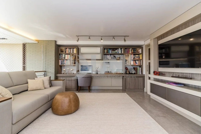 Apartamento com 2 Quartos à Venda, 155 m² em Mont Serrat - Porto Alegre