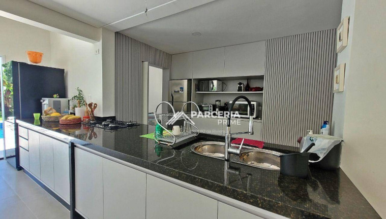 Imagem Casa com 5 Quartos à Venda, 395 m² em Riviera Módulo 18 - Bertioga Imagem Casa com 5 Quartos à Venda, 395 m² em Riviera Módulo 18 - Bertioga
