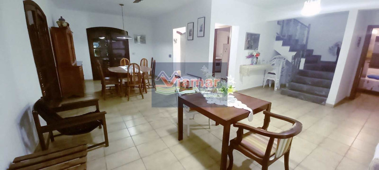 Imagem Casa com 4 Quartos à Venda, 338 m² em Jardim Virgínia - Guarujá Imagem Casa com 4 Quartos à Venda, 338 m² em Jardim Virgínia - Guarujá