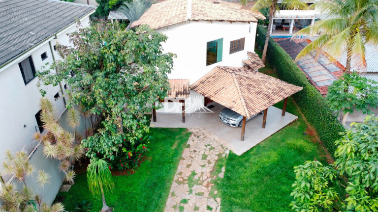Imagem Casa com 3 Quartos à Venda, 300 m² em Setor Habitacional Arniqueira (águas Claras) - Brasília Imagem Casa com 3 Quartos à Venda, 300 m² em Setor Habitacional Arniqueira (águas Claras) - Brasília