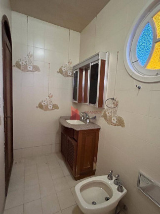 Imagem Sobrado com 5 Quartos à Venda, 330 m² em São João - Itajaí Imagem Sobrado com 5 Quartos à Venda, 330 m² em São João - Itajaí