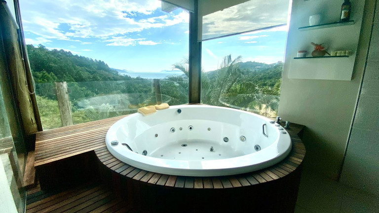 Imagem Casa com 3 Quartos à Venda, 350 m² em Praia Da Silveira - Garopaba Imagem Casa com 3 Quartos à Venda, 350 m² em Praia Da Silveira - Garopaba