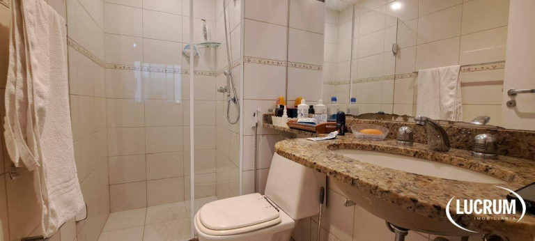 Imagem Apartamento com 3 Quartos à Venda, 156 m² em Laranjeiras - Rio De Janeiro Imagem Apartamento com 3 Quartos à Venda, 156 m² em Laranjeiras - Rio De Janeiro