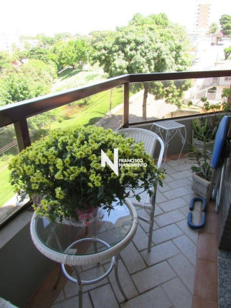 Imagem Apartamento com 3 Quartos à Venda, 105 m² em Jardim Proença - Campinas