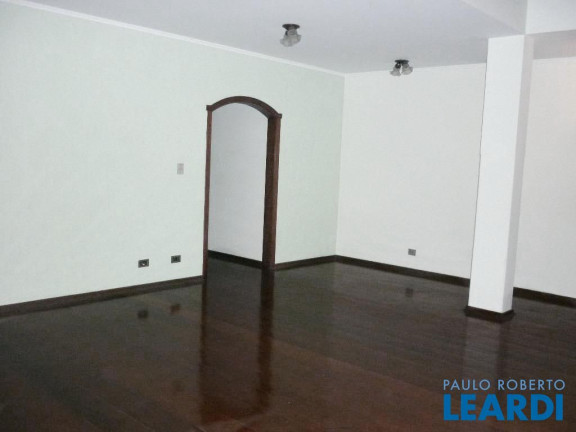 Imagem Casa com 5 Quartos à Venda, 400 m² em Vila Junqueira - Santo André Imagem Casa com 5 Quartos à Venda, 400 m² em Vila Junqueira - Santo André