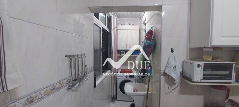 Imagem Apartamento com 2 Quartos à Venda, 65 m² em Gonzaga - Santos Imagem Apartamento com 2 Quartos à Venda, 65 m² em Gonzaga - Santos