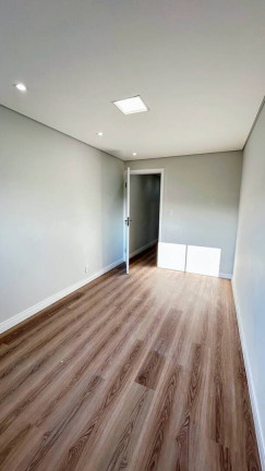 Imagem Sobrado com 3 Quartos à Venda, 192 m² em Vila Camilópolis - Santo André Imagem Sobrado com 3 Quartos à Venda, 192 m² em Vila Camilópolis - Santo André