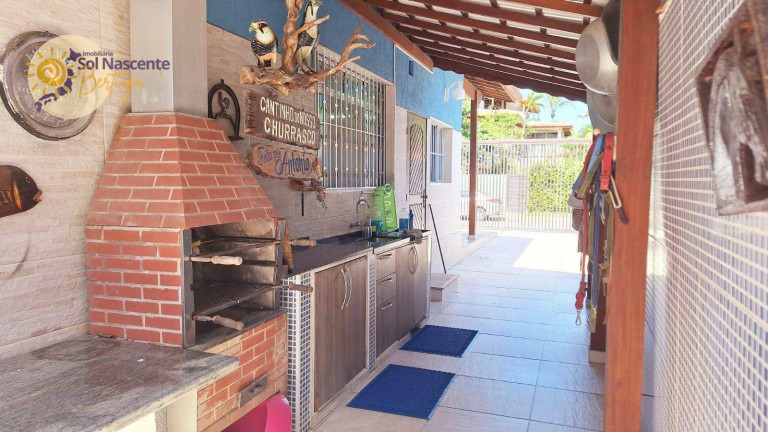 Imagem Casa com 5 Quartos à Venda, 229 m² em Centro - Bertioga Imagem Casa com 5 Quartos à Venda, 229 m² em Centro - Bertioga