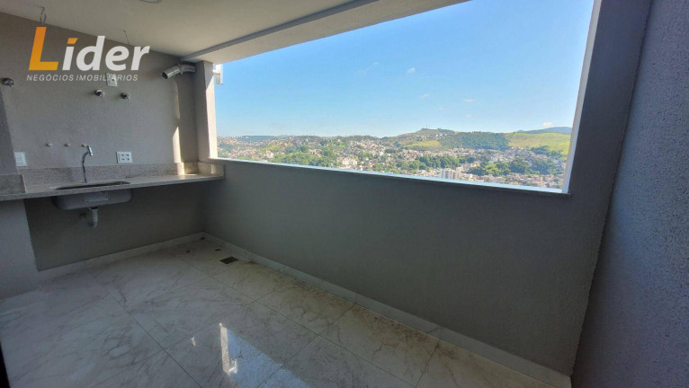 Imagem Apartamento com 2 Quartos à Venda, 60 m² em Granbery - Juiz De Fora