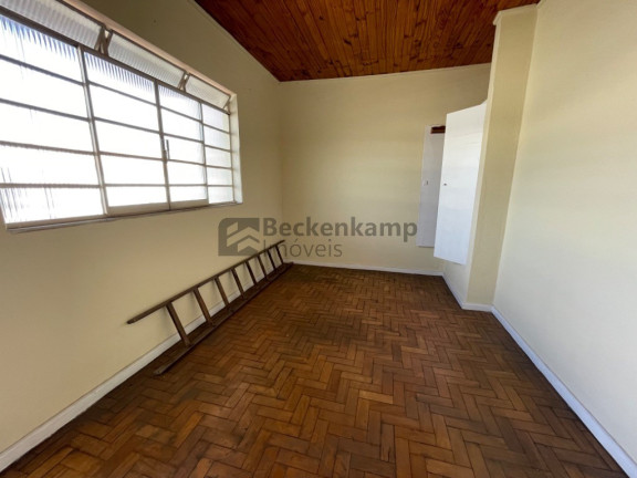 Imagem Sobrado com 3 Quartos à Venda, em Aterrado - Volta Redonda Imagem Sobrado com 3 Quartos à Venda, em Aterrado - Volta Redonda