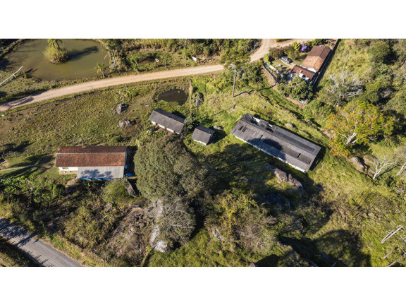 Imagem Imóvel com 5 Quartos à Venda, 1.500 m² em Ponte Nova - Extrema