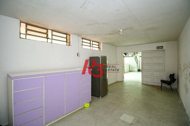 Imagem Sobrado com 3 Quartos à Venda, 350 m² em Encruzilhada - Santos Imagem Sobrado com 3 Quartos à Venda, 350 m² em Encruzilhada - Santos