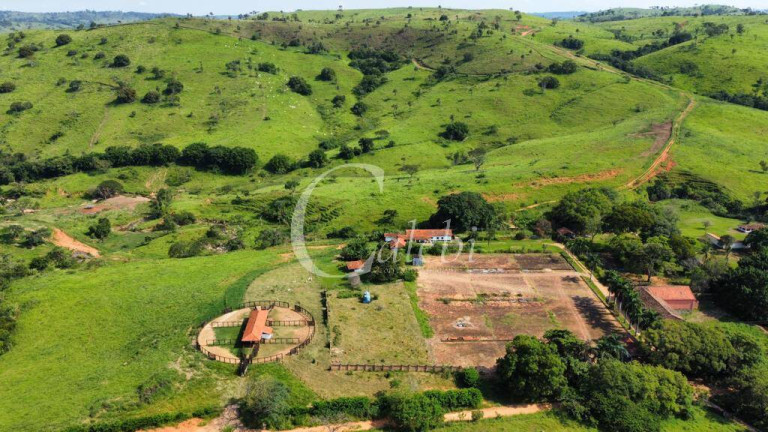 Imagem Fazenda à Venda, 160 m² em Itapira Imagem Fazenda à Venda, 160 m² em Itapira