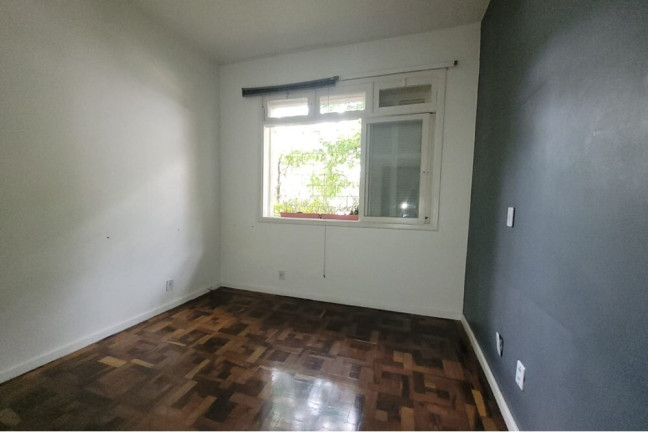 Imagem Imóvel com 3 Quartos à Venda, 92 m² em Rio Branco - Porto Alegre Imagem Imóvel com 3 Quartos à Venda, 92 m² em Rio Branco - Porto Alegre
