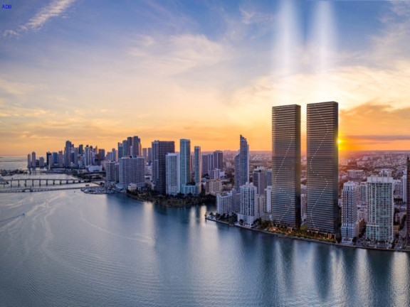 Imagem Imóvel com 4 Quartos à Venda, 296 m² em Centro - Miami Imagem Imóvel com 4 Quartos à Venda, 296 m² em Centro - Miami